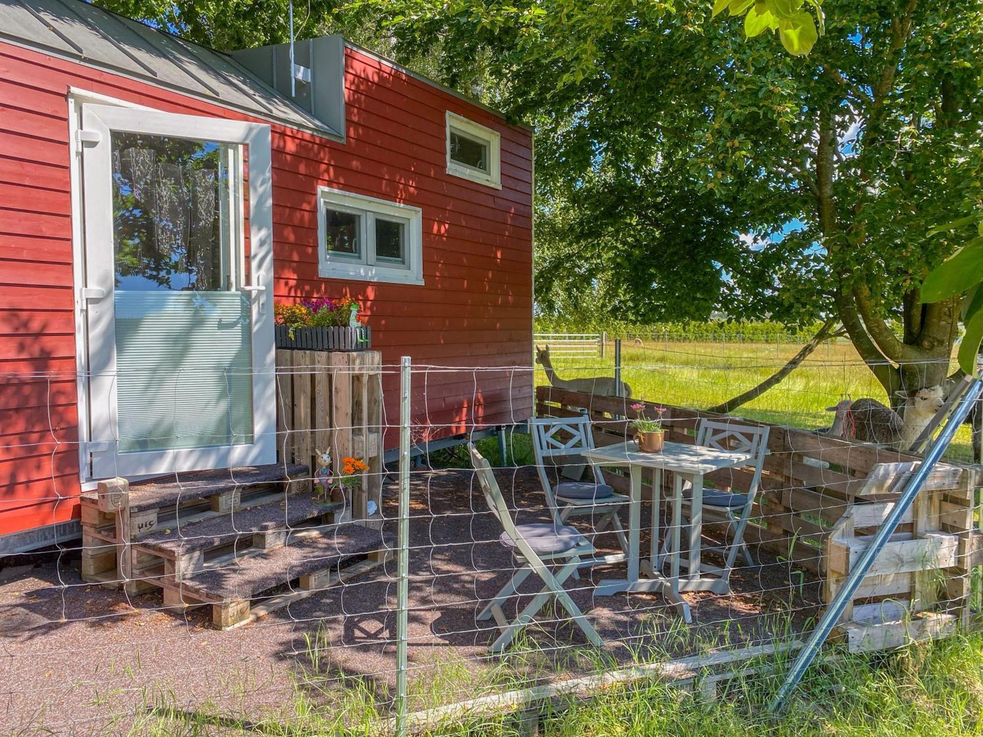 Вилла Tiny House Auf Der Alpaka Farm Rubkow Экстерьер фото